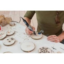 Dremel Multifunktionswerkzeug 2050 Stylo+ -Heimwerkzeuge Geschäft 3 ornamentmaking21cropped