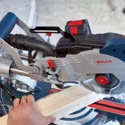 Bosch Professional Akku-Kapp- Und Gehrungssäge Biturbo GCM 18V-216 1.600 W Solo -Heimwerkzeuge Geschäft 8385460 A02